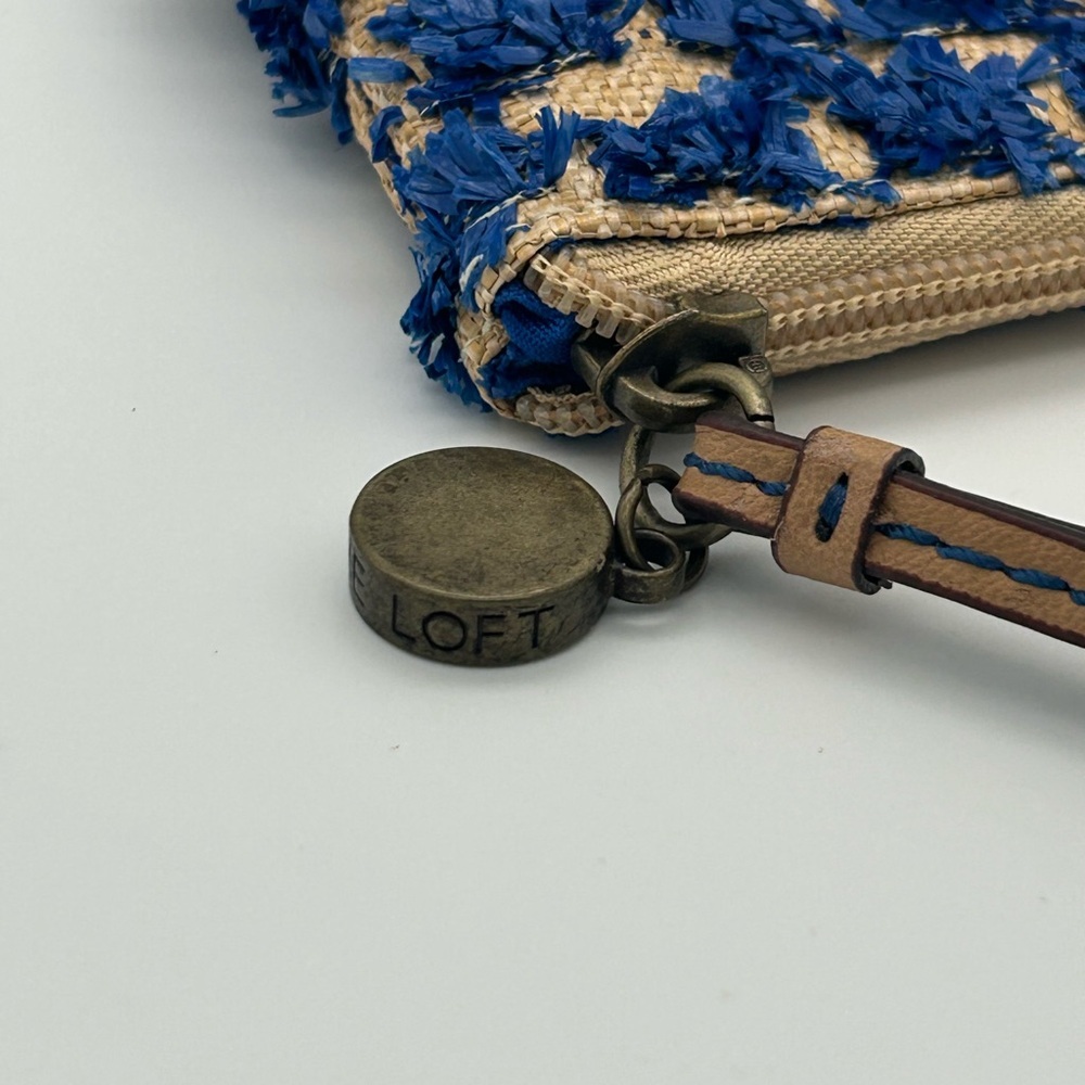 Live Love Loft Wristlet - Picture 5 of 6